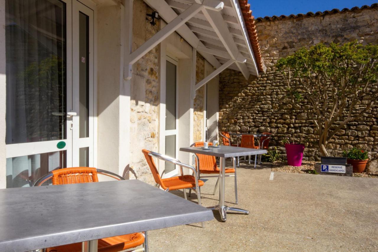 Cit'Hotel Le Commerce Saujon Εξωτερικό φωτογραφία