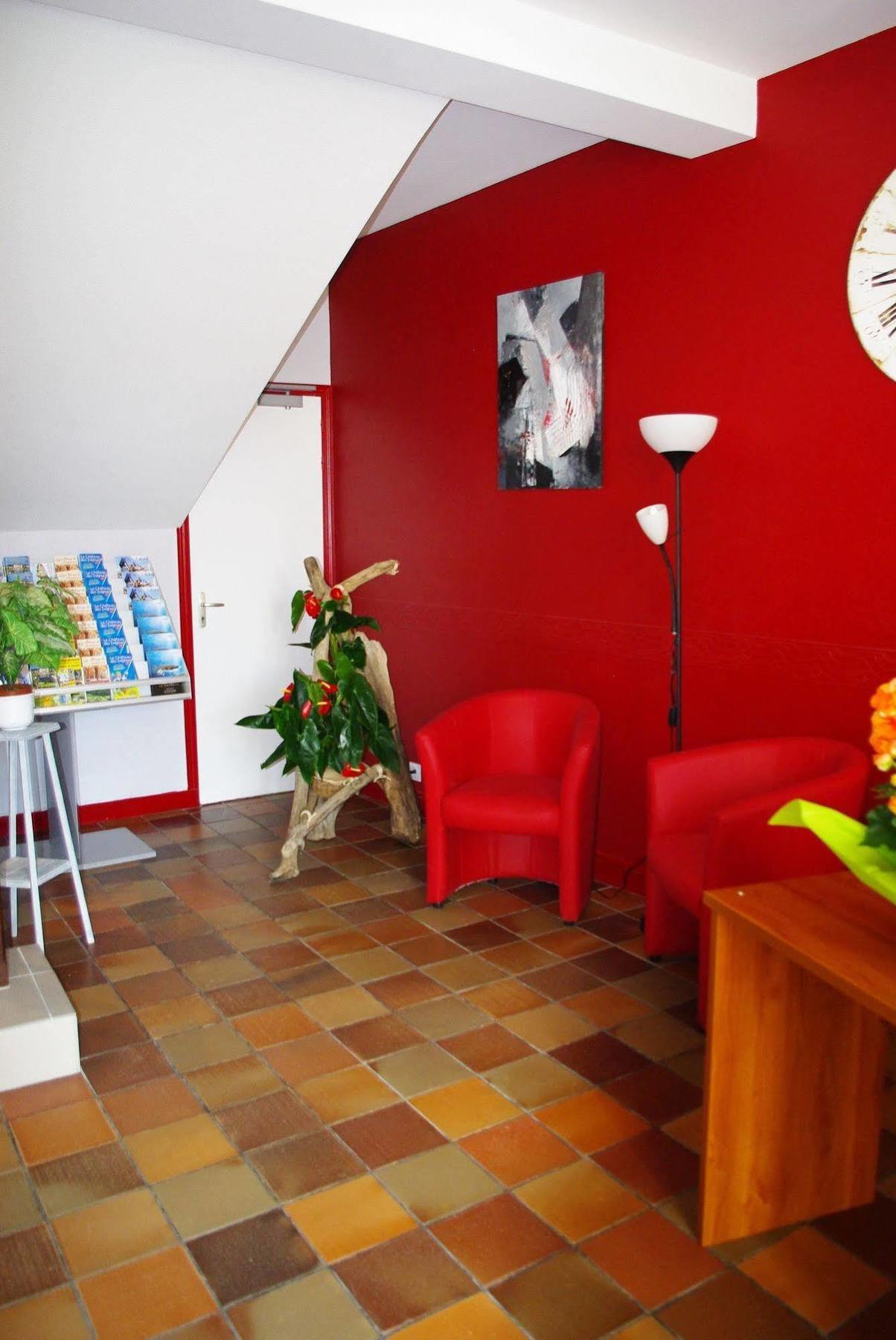 Cit'Hotel Le Commerce Saujon Εξωτερικό φωτογραφία