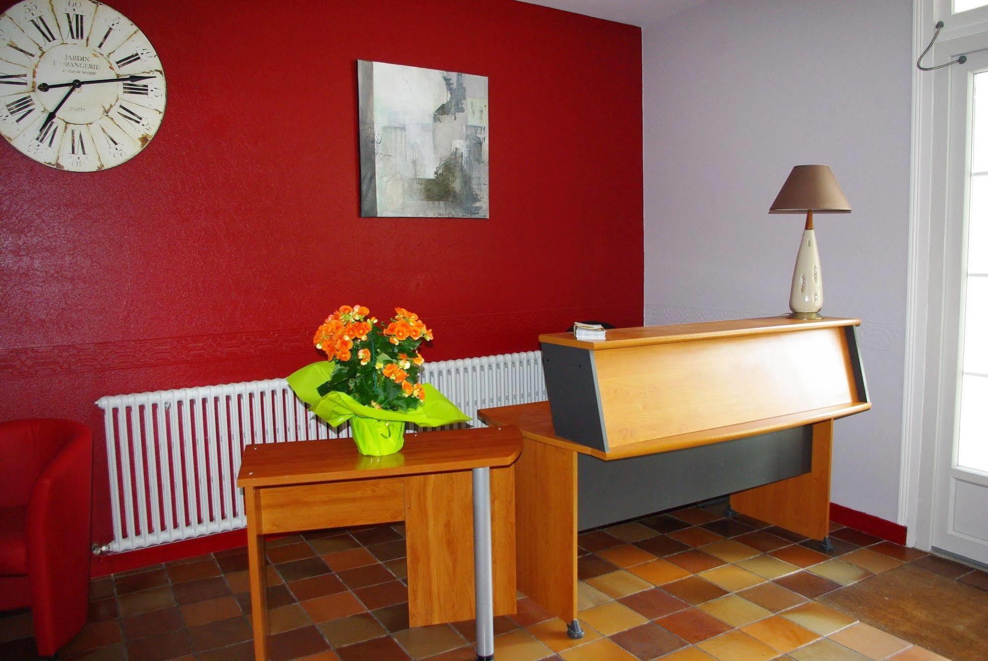 Cit'Hotel Le Commerce Saujon Εξωτερικό φωτογραφία